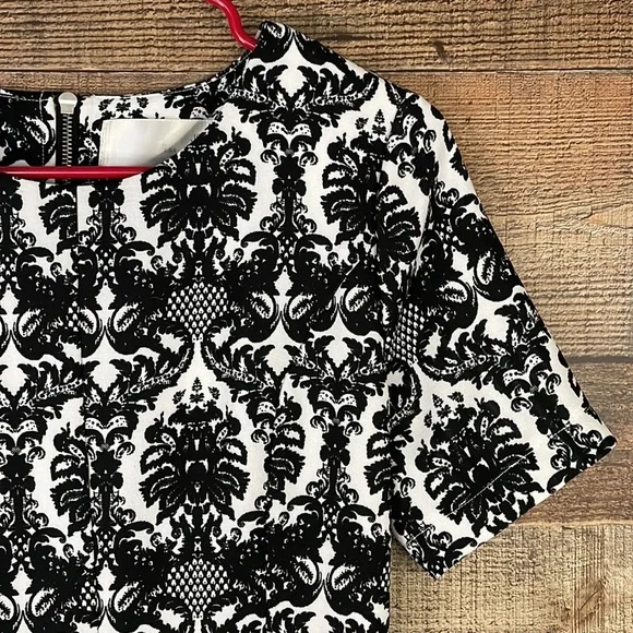 JOA Los Angeles black white damask print short sleeve dress Size Small - Picture 3 of 10